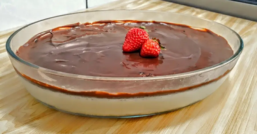 Mousse de Chocolate com Leite Condensado