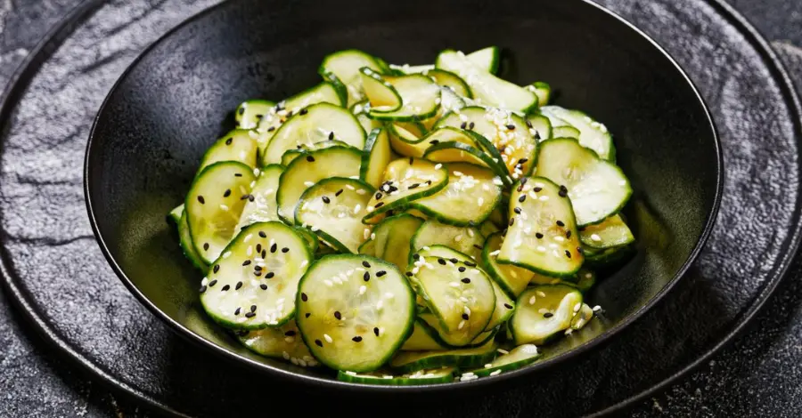 Salada de Pepino Chinesa